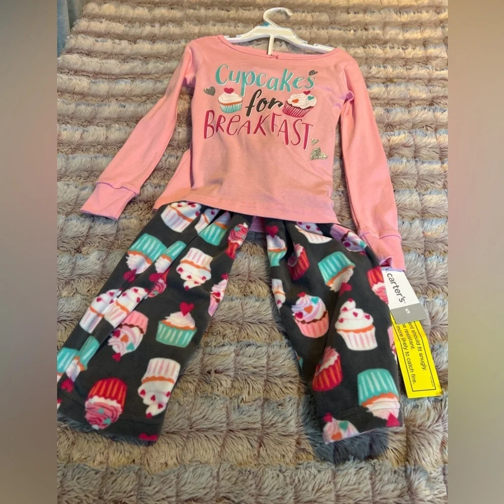 CARTER'S Girl 2 Piece Pajamas set size 5